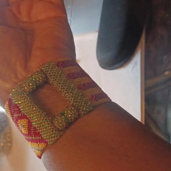 HANDMADE ARTESIAN/TRIBAL BRACELET - Picture 1 of 3
